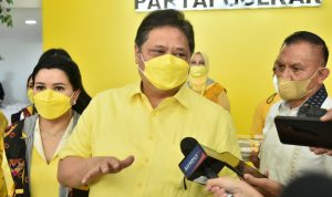 Ketua Umum Partai Golkar Airlangga Hartarto yang elektabilitasnya terus naik berdasarkan lembaga survei INES