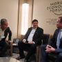 Menko Airlangga Hartarto ketika bertemu dengan menteri perekonomian Kerajaan Arab Saudi