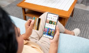 produk terlaris di program Tokopedia Nyam mengalami lonjakan dalam penjualan selama Ramadan. Begitujuga produk parsel dan donasi sosial.