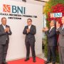 AMSTERDAM-(Ki-ka) Direktur Utama BNI Royke Tumilaar, Wakil Menteri II BUMN Kartika Wirjoatmodjo, Duta Besar RI untuk Belanda Mayerfas, dan Duta Besar RI untuk Belgia merangkap Luksemburg dan Uni Eropa Andri Hadi dalam Peresmian BNI Amsterdam, Selasa (17/5/2022).