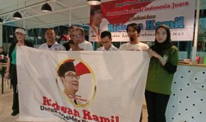 Gerakan Nasional Indonesia Juara (GNIJ) kembali mendeklarasikan dukungan kepada Gubernur Jawa Barat Ridwan Kamil untuk menjadi Presiden 2024, Kamis (19/5). (Foto: Sandi Nugraha/Jabar Ekspres)