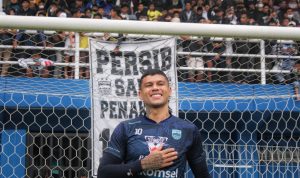Ciro Alves saat menjalani latihan perdana dengan Persib di Stadion Sidolig, Jl. Ahmad Yani, Kota Bandung, Kamis (26/5). (Deni Armansyah/Jabar Ekspres)