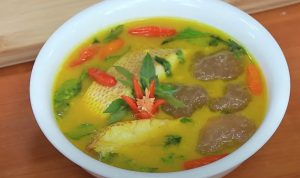 Resep Papeda dan Ikan Kakap Kuah Kuning, Makanan Khas Papua Ilustrasi resep papeda (Youtube: Simple Rudy TV)