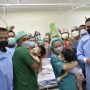 Kepala Staf Angkatan Darat (KSAD) Jenderal TNI Dudung Abdurachman terharu atas keberhasilan operasi pemisahan badan anak kembar siam Joana dan Jovalin Lumowa. (Istimewa)