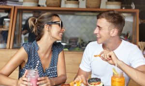 ilustrasi first date (freepik)