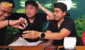 Tayangan Youtube yang menampilkan tantangan memakan keripik terpedas di dunia, hingga membuat Irfan Hakim dilarikan ke IGD. (tangkapan layar)