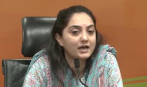 Nupur Sharma, Mantan Jubir Partai Terbesar di India yang menimbulkan kontroversi karena pernyataannya yang menghina nabi Muhammad SAW. (tangkapan layar video)