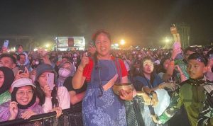 Rara Pawang Hujan yang di sindir Roy Suryo karena gagal cegah hujan di acara Konser musik di Bandung. (instagram @rara_cahayatarotindigo)