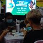 Para Atlet E-sport saat menjalankan pertandingan Mobile Legend di Kejuaraan E-sport West Java 2022 Piala Gubernur. Foto. Sandi Nugraha.