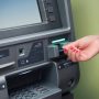 Ilustrasi tarik tunai di ATM. (Pixabay)
