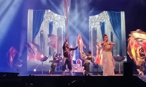 Pesulap internasional yang juga finalist America’s Got Talent. “Aaron Crow” akan hadir di Trans studio Bandung dalam Spektakuler Show “The Magical Holiday Adventure”