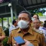 Wali Kota Bandung Yana Mulyana saat memberi paparan mengenai status Kota Bandung saat ini PPKM Level 1. di Pendopo Kota Bandung, Selasa (7/6).