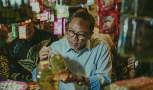 Cerita Mendag Zulkifli Hasan Bagikan Uang ke Pedagang Pasar Menteri Perdagangan (Mendag), Zulkifli Hasan saat mengunjungi Pasar Koja, Jakarta Utara, Jumat (17/6). (Foto: Instagram @zul.hasan)