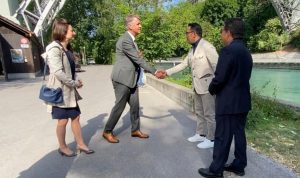 Pemerintah Swiss Akan Prioritaskan Pencarian Putra Ridwan Kamil Gubenur Ridwan Kamil mendapat dukungan dari pemerintah setempat untuk upaya pencarian Putra Ridwan Kamil