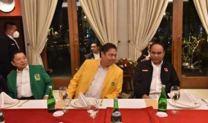 Relawan Projo Sebut KIB Sebagai Manufer Politik Cerdas Ketua DPP Partai Golkar Airlangga Hartarto bertemu dengan Ketua Relawan Projo ketika membicarakan KIB