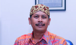 Pengamat Politik UNDIP: Kinerja Airlangga Hartarto Terbukti Angkat Elektabilitas Sebagai Capres Pengamat politik UNDIP Semarang Teguh Yuwono megatakan, sosok Airlangga Hartarto merupakan calon kuat yang memiliki potensi besar.