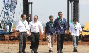 PLN terlibat aktif dalam proyek yang merupakan konsorsium antara LG dan Indonesia Battery Coorporation (IBC).