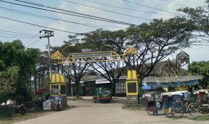 Fasilitas Umum dan Sosial di Kecamatan Rancaekek Siap Dipercantik Gerbang 1 Kelurahan Rancaekek Kencana, Kecamatan Rancaekek, Kabupaten Bandung. (Yanuar/Jabar Ekspres)