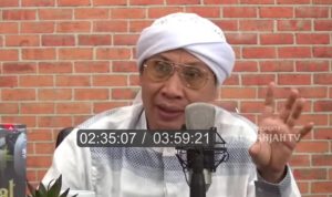 Cara Menasehati Orang Tua agar Tidak Mudah Tersinggung, Berikut Nasehat Buya Yahya