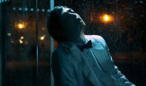 Ilustrasi lagu slow dancing in the dark joji (youtube: 88rising)