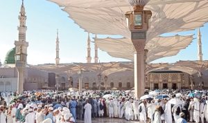 Antrean jemaah menuju Raudhah di Masjid Nabawi, Madinah (14/6). (MEDIA CENTER HAJI)