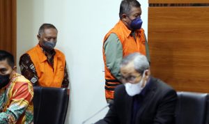 KPK Telisik Kasus Lain Mantan Wali Kota Jogja Selain Suap Perizinan Eks Wali Kota Jogja Haryadi Suyuti menjadi tersangka kasus dugaan suap pengurusan perizinan apartemen di Pemkot Jogjakarta, Jumat (3/6). (Fedrik Tarigan/ Jawa Pos)