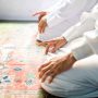 Contoh Teks Khutbah Jumat Singkat Mengenai Adab Sholat Jumat