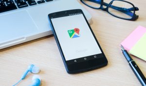 Kini, Estimasi Biaya Jalan Tol di Indonesia Bisa Dilihat di Google Maps ILUSTRASI: Google Maps. (Freepik)