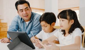 Wajib Tahu! Inilah 9 Peran Orang Tua Dalam Pendidikan Anak