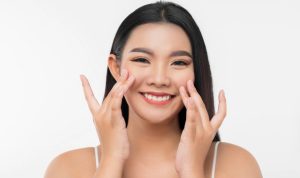 Wajib Tahu! Begini Cara Membuat Kulit Glowing Ala Artis Korea