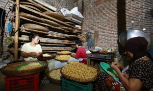 Ilustrasi hasil riset dari BRIN yang menyatakan kepuasan nasabah BRI pada salah satu layanannya yakni KUR.