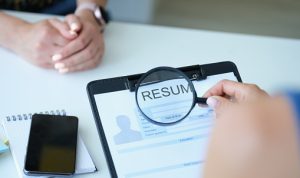 Ilustrasi yang dilihat pertama kali oleh HRD dalam CV lamaran, adalah bukan IPK atau dari Universitas mana, melainkan pengalaman. (Pixabay)