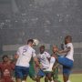 Persib Bandung Vs Persebaya Surabaya saat bertanding di stadion GBLA pada ajang turnamen pra musim piala presiden 2022. Foto. Deni Jabar Ekspres.