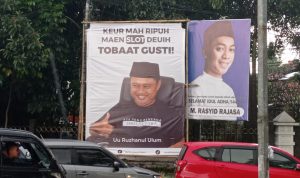 Uu Komentari Spanduk Ajakan Berhenti Main Judi Slot Bergambar Dirinya: Apakah Itu Tembakan Kepada Saya? Salah satu spanduk ajakan bermain Slot di salah satu titik di Kota Bandung.