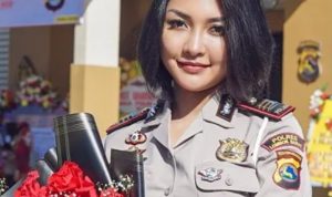Polwan Cantik AKP Rita Yuliana yang mendadak viral setelah insiden penembakan Brigadir J.