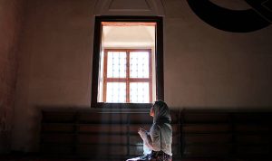 Salah satu waktu mustajab membaca Ayat Seribu dinar adalah saat sholat tahajut. (pixabay)