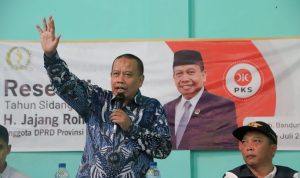 PELAJARI PROGRAM: Anggota Komisi IV DPRD Provinsi Jawa Barat, Jajang Rohana (tengah) Melakukan Kunjungan Lapangan melihat Program Rutilahu Pemerintah Provinsi Jawa Tengah di Desa Sudipayung, Ngampel, Kabupaten Kendal, Jawa Tengah beberapa waktu lalu. (Humas DPRD Jabar)