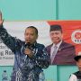 PELAJARI PROGRAM: Anggota Komisi IV DPRD Provinsi Jawa Barat, Jajang Rohana (tengah) Melakukan Kunjungan Lapangan melihat Program Rutilahu Pemerintah Provinsi Jawa Tengah di Desa Sudipayung, Ngampel, Kabupaten Kendal, Jawa Tengah beberapa waktu lalu. (Humas DPRD Jabar)
