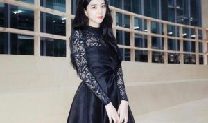 Jisoo Blacpink dinobatkan menjadi wanita tercantik didunia mengalahkan banyak artis internasional. (instagram)