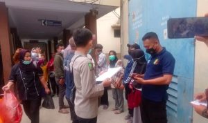 Suasana di RSUD dr Drajat Prawiranegara Kota Serang saat dilakukan pendataan korban kecelakaan Odong-odong dan KA. Foto: ANTARA/Mansur