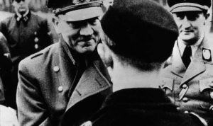 Pelelangan Jam Tangan Hitler Menuai Kecaman Keras dari Umat Yahudi