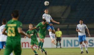 Robert Alberts Beri Sinyal Dua Pemain Baru Ini Belum Kompak Bersama Persib