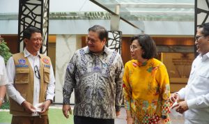 Airlangga Hartarto Gelar Ratas Bahas Isu Ketahanan Pangan Menteri Koordinator Bidang Perekonomian Airlangga Hartarto menggelar Ratas untuk kondisi terkini terkait perkembangan ketahanan pangan.