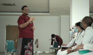 Komunikasi Efektif Buat Pasien Sehat Komunikasi Efektif Buat Pasien Sehat