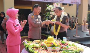 56 Anggota Polresta Bogor Terima Pangkat Baru 56 Anggota Polresta Bogor Terima Pangkat Baru