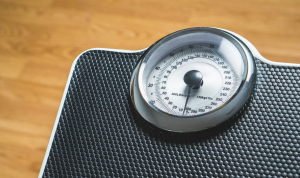 Empat Cara Ampuh Menurunkan Berat Badan tanpa Diet Keras