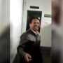 Kepala Sekolah di Wonosobo Kedapatan Mesum di Toilet Masjid, Malah Cengengesan