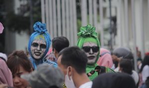 Mulai Ramai Kunjungan, Cosplayer di Jalan Asia-Afrika Aman Pendapatan Mulai Ramai Kunjungan, Cosplayer di Jalan Asia Afrika Aman Pendapatan