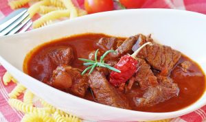 Cara Memasak Daging Sapi Agar Empuk, Lihat 5 Tips Ini