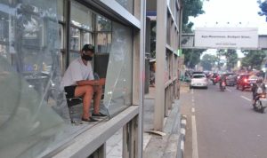 Benahi Estetika Kota, Pemkot Bandung Bongkar JPO dan Halte Rusak Benahi Estetika Kota, Pemkot Bandung Bongkar JPO dan Halte Rusak